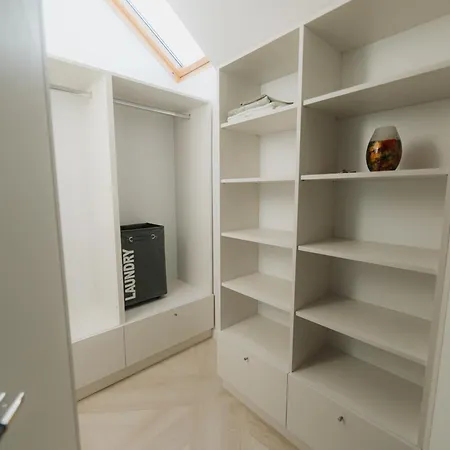 Casa Dumars